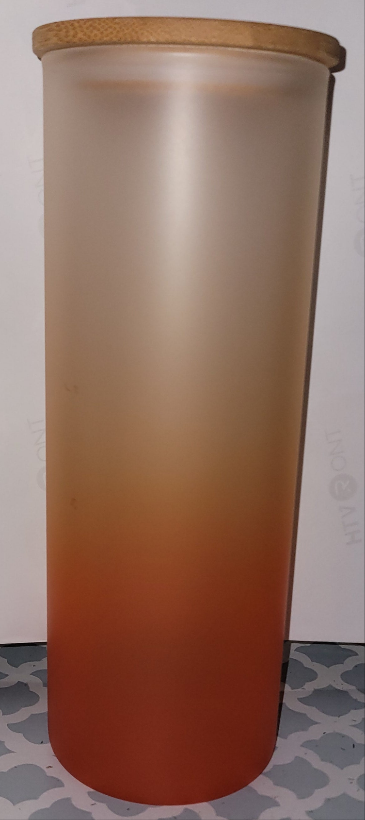 25oz glass frosted at top color at bottom