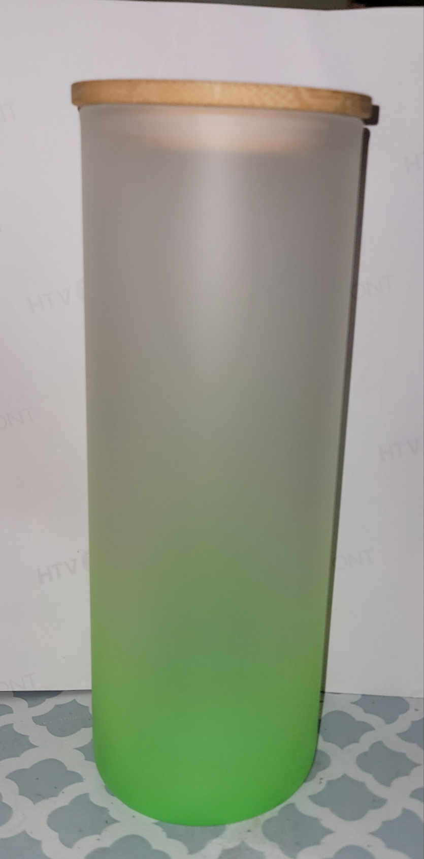 25oz glass frosted at top color at bottom