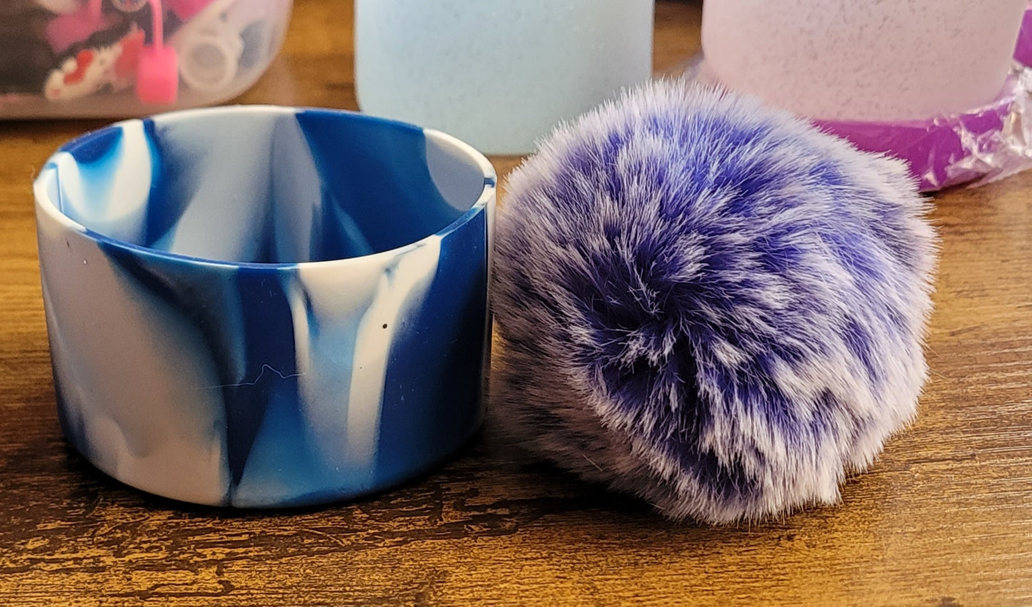 Silicone bottoms with pom poms for cups