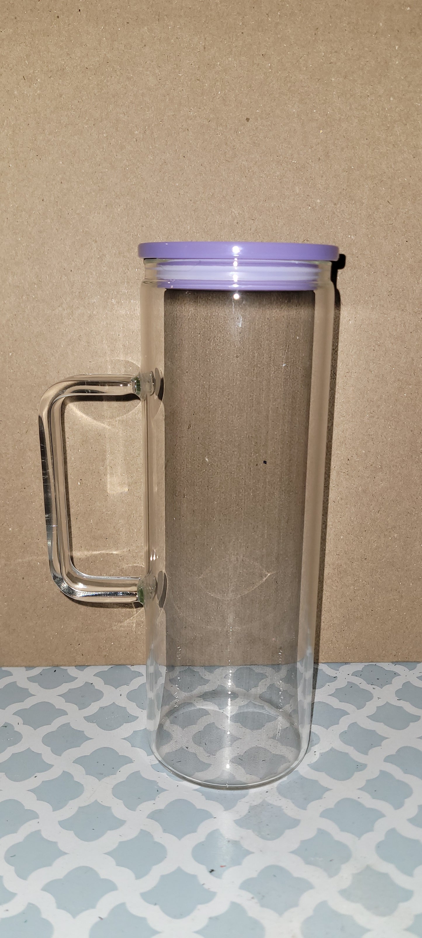 20oz tall skinny glass cup w/handle