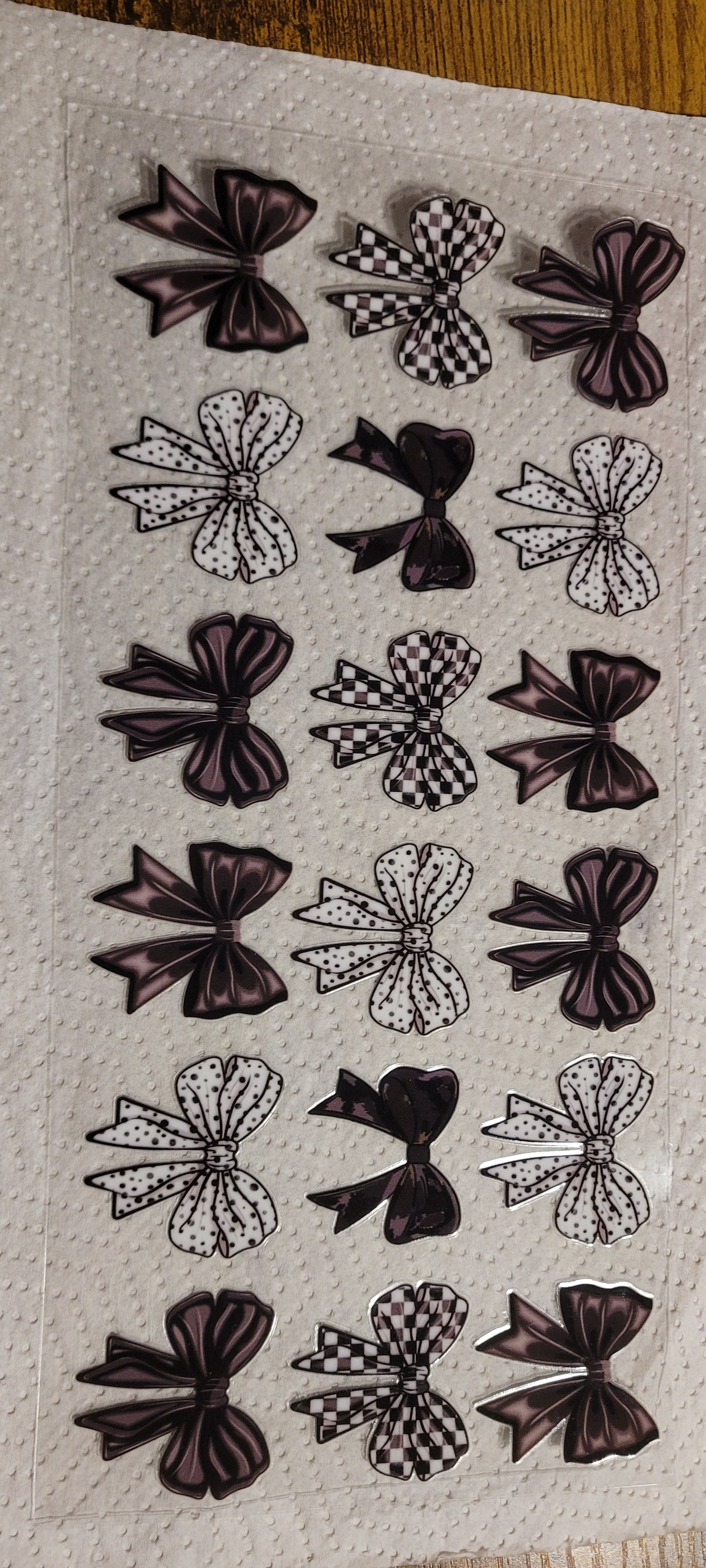 Bows and cherrys