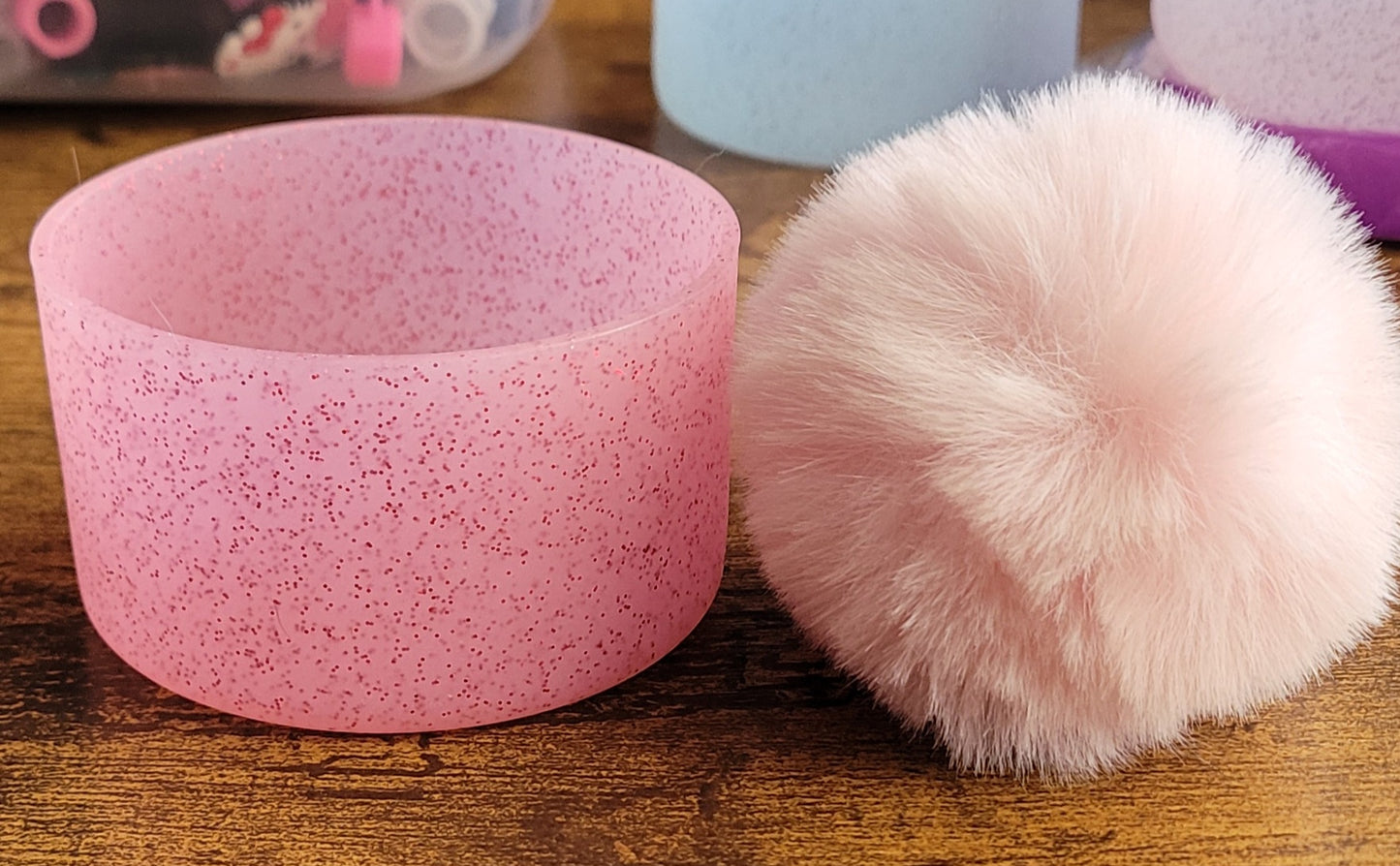 Silicone bottoms with pom poms for cups